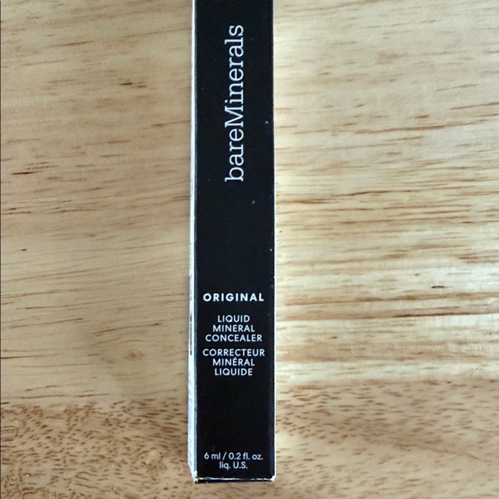 bareMinerals Original Liquid Mineral Concealer in Black